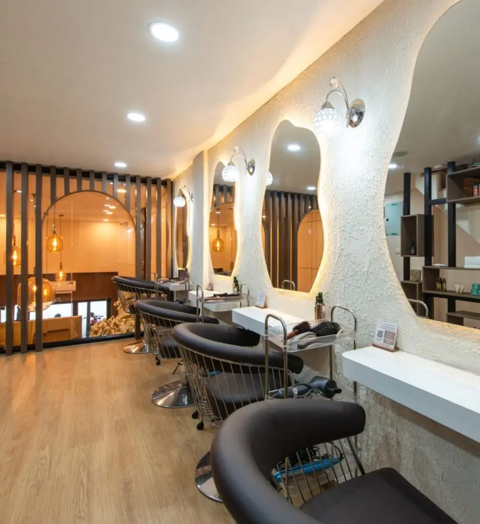 Head and Hair spa hair dry salon at Chandee Sleep Salon Bangkok