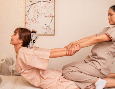 Header Blog - Thai Massage stretching