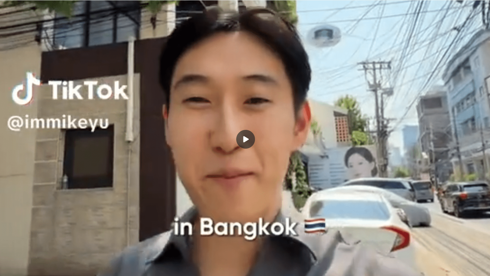 Mike Yu visiting Chandee in Sukhumvit 39